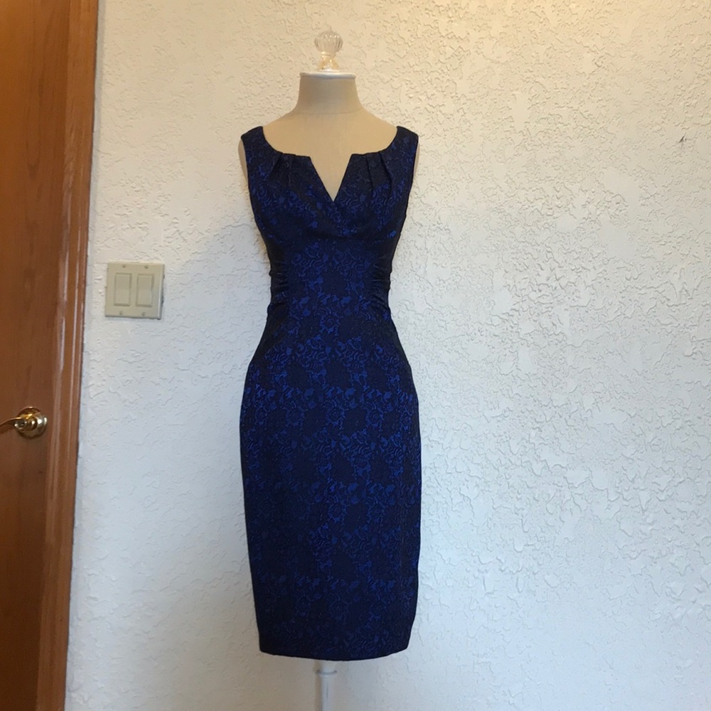 Adrianna Papell blue lace dress sz 2